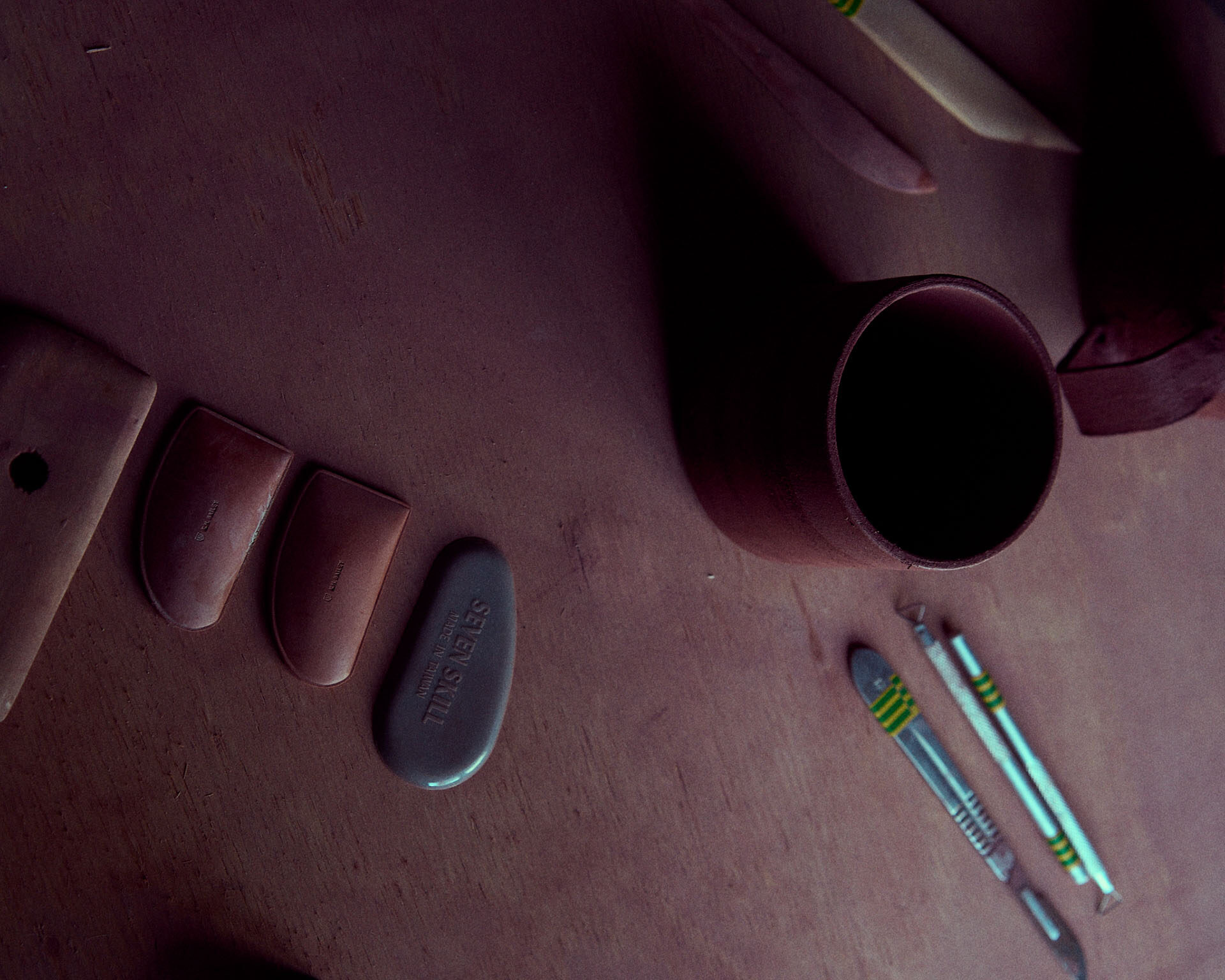 Ferramentas cerámica gres vermello