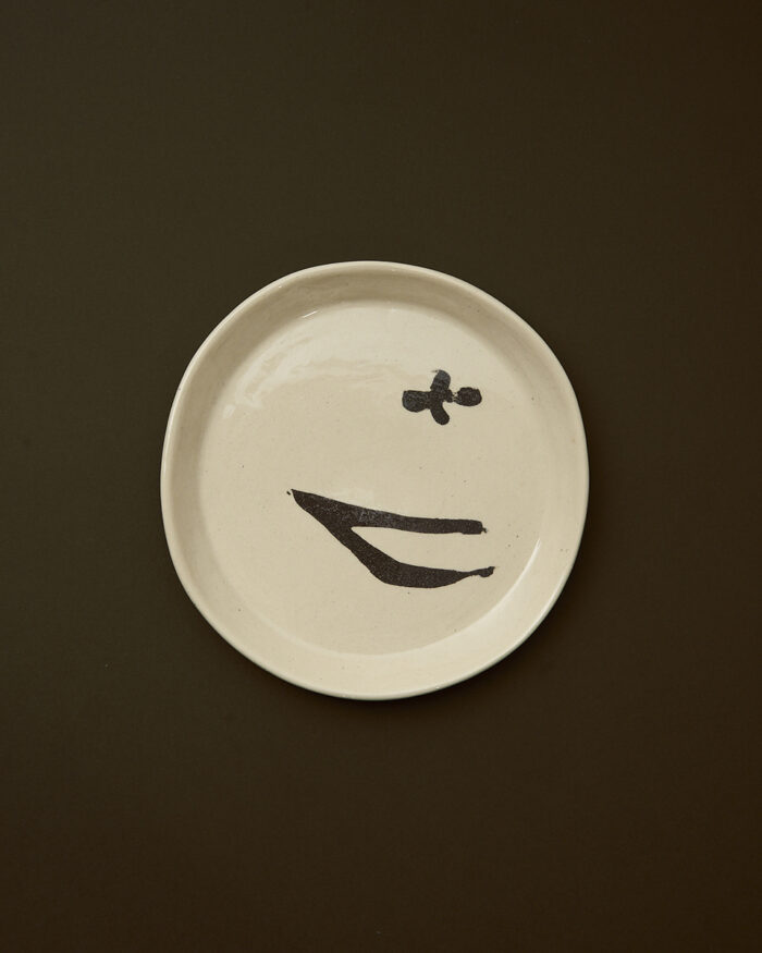 prato pequeno nerikomi gres claro